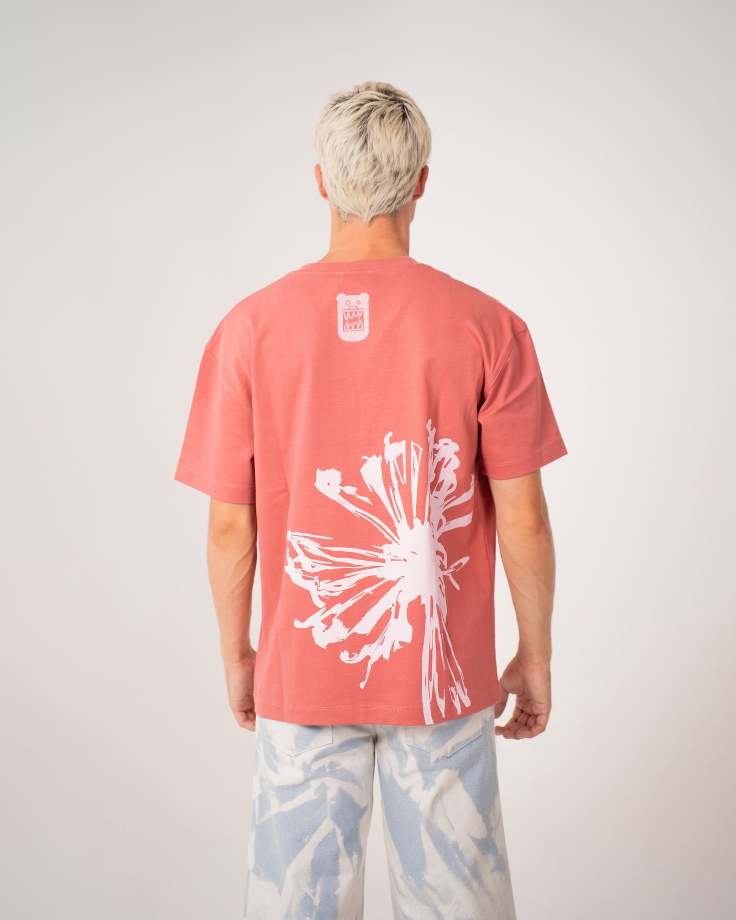 Camiseta Hollow Shell