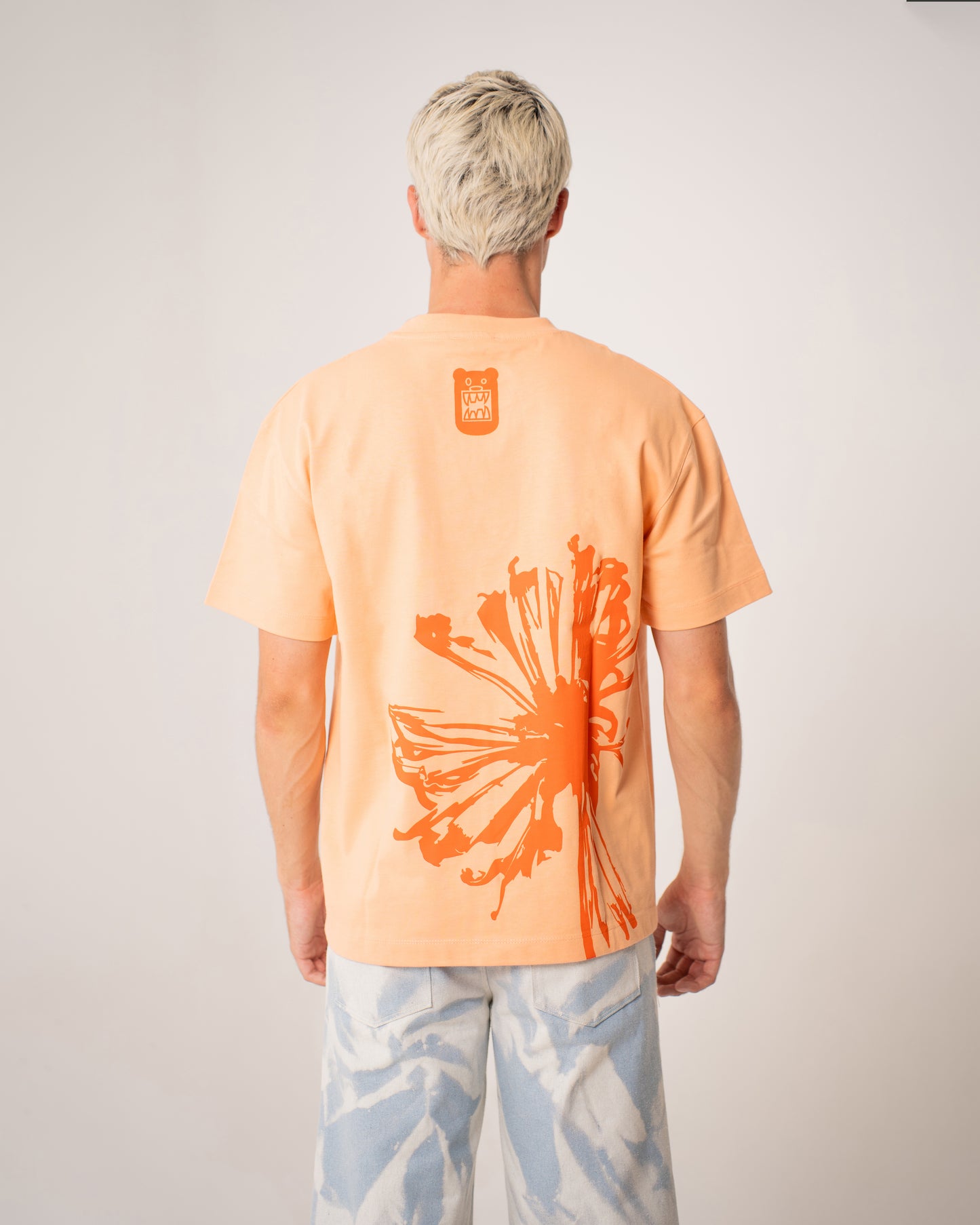 Camiseta Hollow Shell